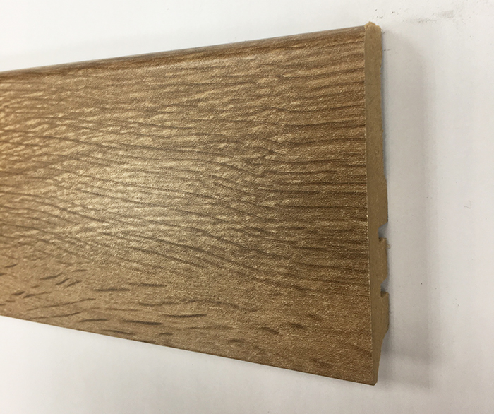 Plinthe MDF finition Chêne Noyer marron glacé