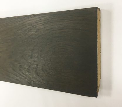 Plinthe chêne massif assortie krembo 90X15X2400mm