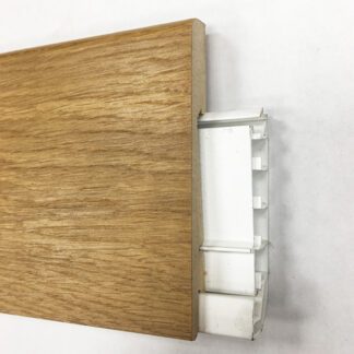 PLINTHE ELECTRIQUE DINACHOC AVEC GOULOTTE PLACAGE chêne VERNI