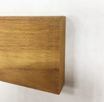 Plinthe teck massif brut aboutée 65X15X2150mm