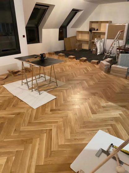 PARQUET BÂTON ROMPU CHÊNE MASSIF VERNI BROSSÉ MAT GRADE NA/CA GO4 - 70X14X500 mm - Certifié PEFC 100%