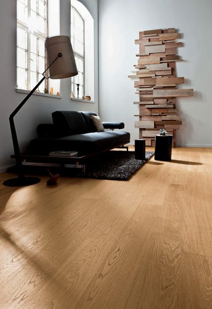 CHENE MASSIF VERNI CHENE CLAIR MAT LISSE PR BIS  130x14mm 4 CHANFREINS - Certifié PEFC 100% - LOT DE 31.90M²