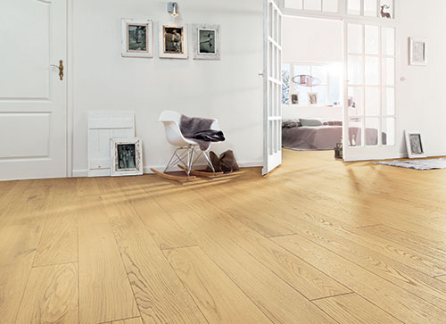 CHENE CONTRECOLLE SAN MARCO VERNI UV BROSSE AUTHENTIQUE 120x15x4mm de bois noble GO2 LOT DE 8.1 M2 L1850
