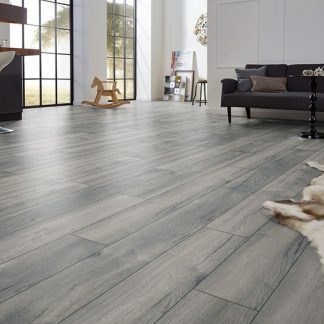 PARQUET SOL STRATIFIE DECOART – CHENE PETTERSON GRIS - GAMME MILAN - 1380mmX193mmX8mm - Certifié FSC Mix Credit