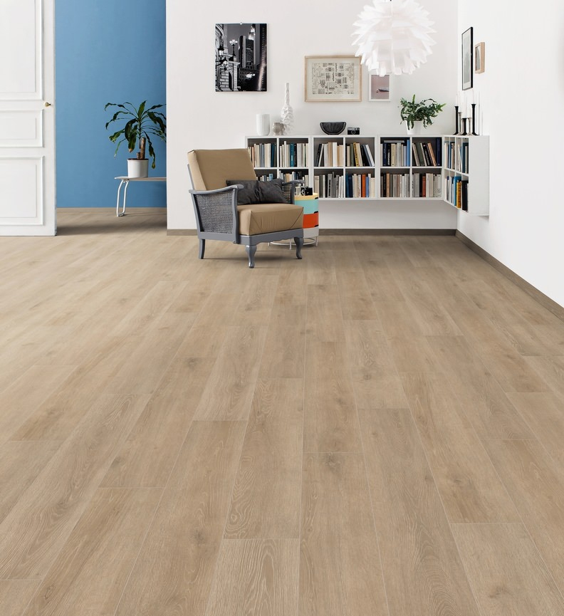 Sol Stratifié Chêne Veneto Crema Planche Large à l'Ancienne - Lot de 1,98m²
