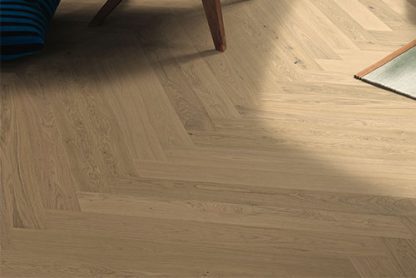 HARO PARQUET 4000 Planche large Prestige Chêne invisible Markant brossé naturaDur Rainure & languette 120mmx10mm L1000mm (compatible avec sol rafraîchissant) - Certifié PEFC 70% - LOT DE 9.36M²