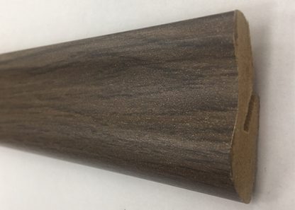 Plinthe mdf chêne prestige fonce 40X22X2400mm