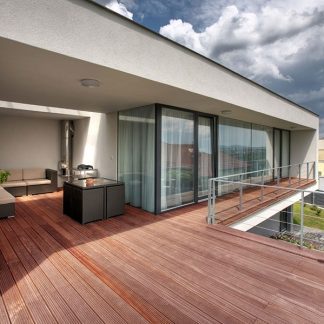 LAME DE TERRASSE CUMARU BRUT PROFIL 1 FACE LISSE 1 FACE STRIEE 145x21x915mm  (+/- 3 mm)
