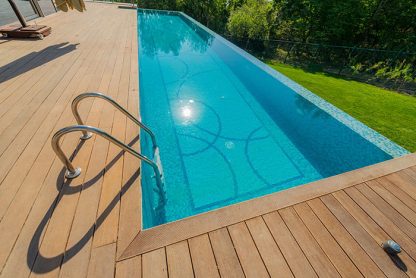 LAME DE TERRASSE IPE  BRUT PROFIL 2 FACES LISSES  / BISEAUX 145x21x1235/1550/mm  (+/- 3 mm)