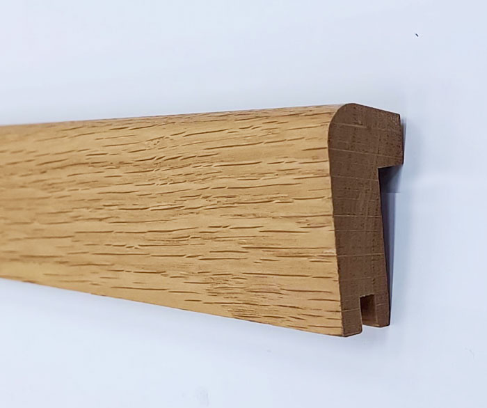 NEZ DE MARCHE chêne MASSIF FINITION VILLAGE VERNI 50X22X14 2ML ( POUR PARQUET 14/15mm)