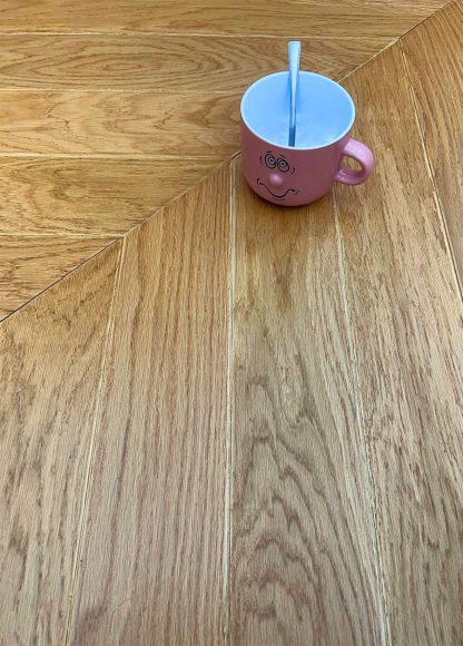 POINT DE HONGRIE 45° CONTRECOLLE VERNI VILLAGE GO4 110X12X790mm - 3,2 mm de couche d'usure Certifié PEFC 100%