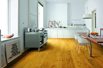 CHENE MASSIF HUILE RUSTIQUE BROSSE DARK OAK 120x15mm Certifié FSC 100 % - lot de 5,55m²